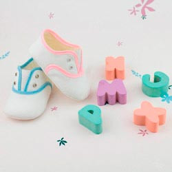 Baby canvas shoes