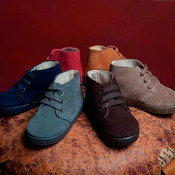 Boy's shoes